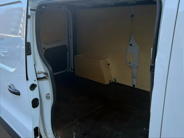 RENAULT Trafic fourg. 3.0 t L2 H1 2.0 dCi Blue 130 Advance