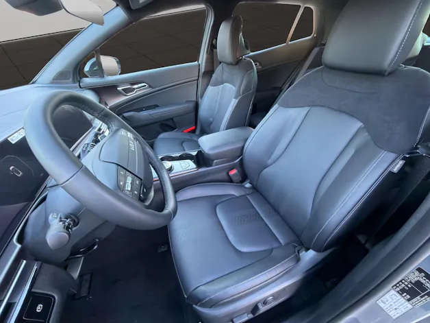 Kia Sportage 1.6 T-GDi Hybrid Black Edition / Lenkradheizung / Navigationssystem / Apple Carplay & Android Auto / Leasing-Aktion ab 0.99%