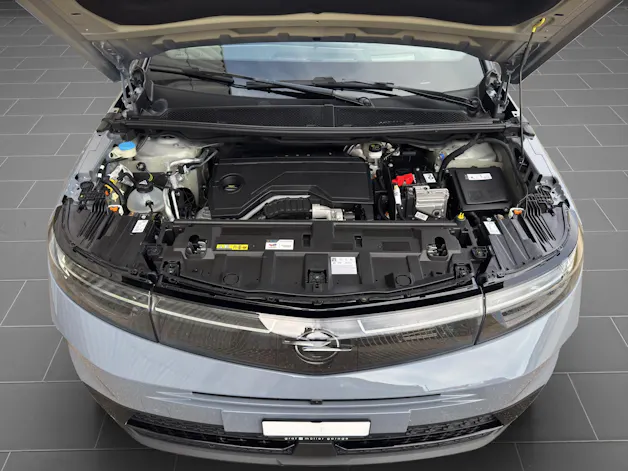 OPEL Grandland 1.2 T HEV GS