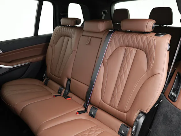 BMW X7 G07 40d xDrive SAG