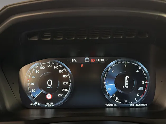 VOLVO XC90 2.0 D5 R-Design 7P. AWD