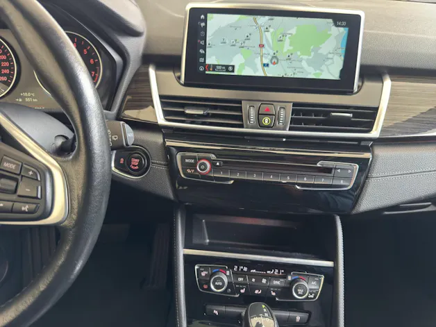 BMW 220i Reihe F46 Gran Tourer *Automat* 192PS