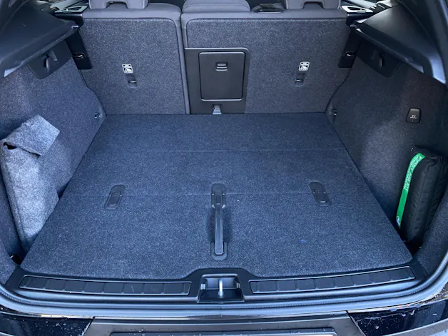 VOLVO XC40 2.0 B3 MH Plus Dark