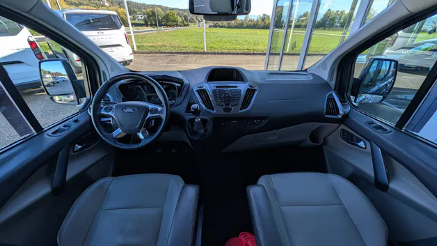 FORD Tourneo Custom 300 L1 2.2 TDCi Titanium