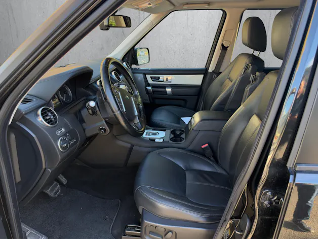 Land Rover Discovery 3.0 V6 340 HSE