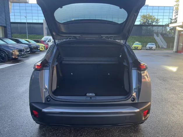 PEUGEOT 2008 électrique 156ch GT
