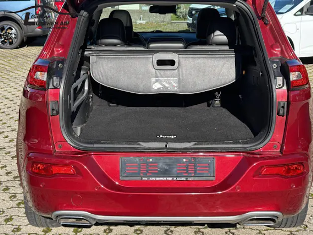JEEP Cherokee 2.2 CRD 200 Overland AWD