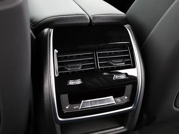 BMW X7 G07 M60i