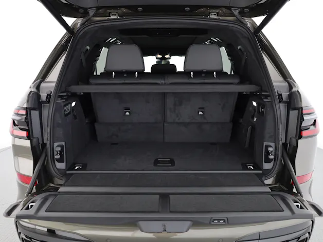 BMW X7 G07 M60i