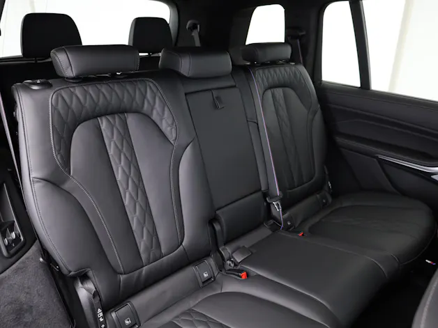 BMW X7 G07 M60i