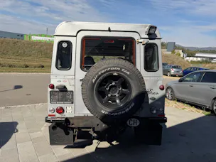 Land Rover Defender 110 2.4 Tdi SW