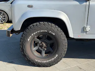 Land Rover Defender 110 2.4 Tdi SW
