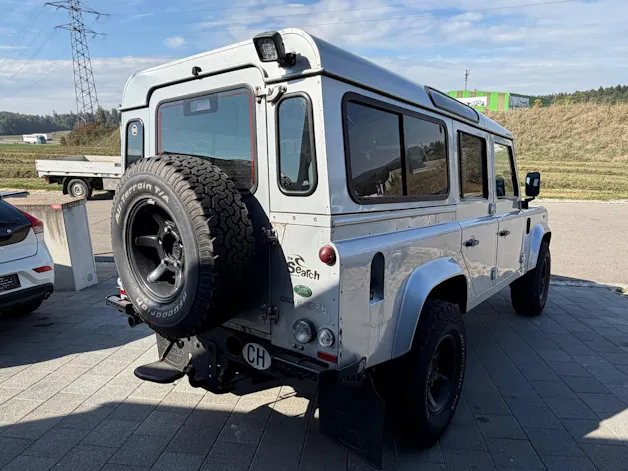Land Rover Defender 110 2.4 Tdi SW
