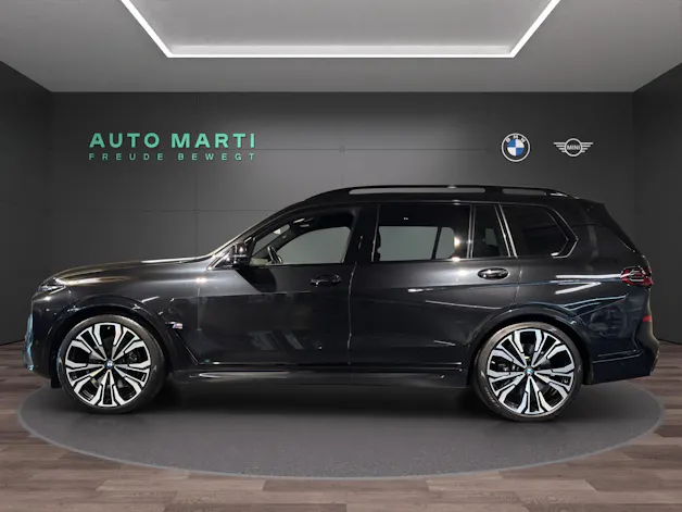 BMW X7 M60i xDrive