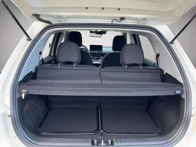 HYUNDAI Inster 49 kWh Electric Pixel Plus
