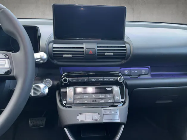 HYUNDAI Inster 49 kWh Electric Pixel Plus