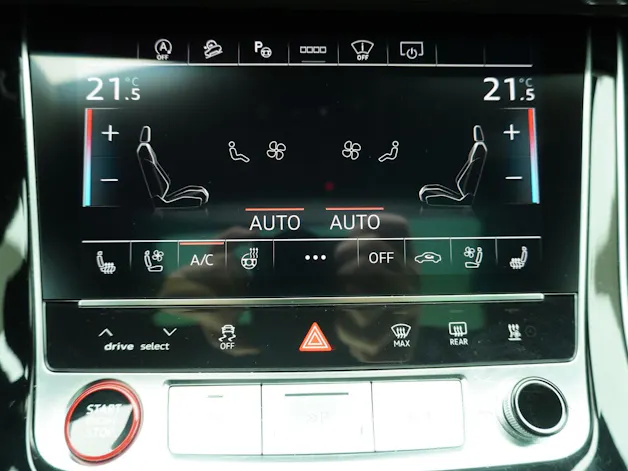 AUDI RS Q8 4.0 V8 TFSI performance quattro T-Tronic