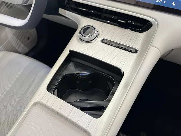 Geely E5 MAX+ EV 68.4 kWh