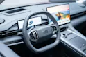 Geely MAX + 68.4 kWh / Panorama-Glasdach / HeadUp / 360°Kamera