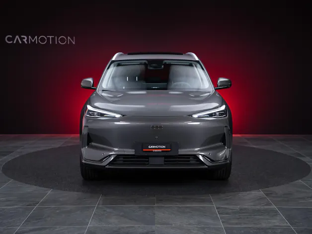 Geely MAX + 68.4 kWh / Panorama-Glasdach / HeadUp / 360°Kamera