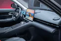 Geely MAX + 68.4 kWh / Panorama-Glasdach / HeadUp / 360°Kamera