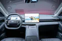 Geely MAX + 68.4 kWh / Panorama-Glasdach / HeadUp / 360°Kamera