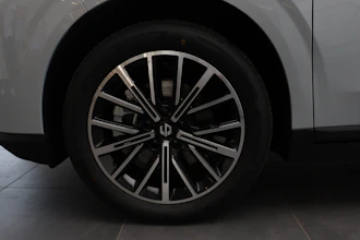 https://vehicle.imgix.net/4540614/46758eea-c280-41bf-9365-9cb2d68c1ab0.JPG
