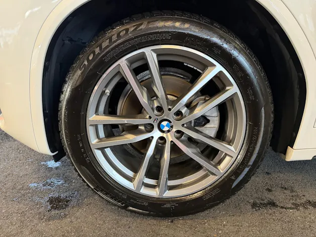 BMW X3 20d xDrive paddles