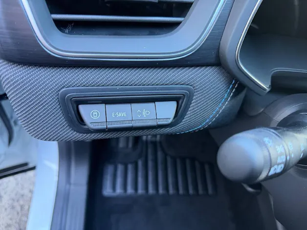 RENAULT Captur 1.8 E-Tech esprit Alpine