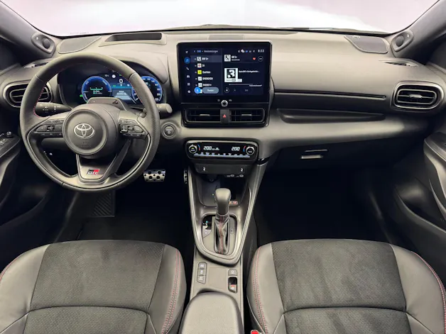 Toyota Yaris 1.5 VVT-i HSD GR Sport