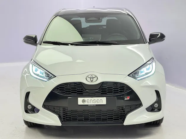 Toyota Yaris 1.5 VVT-i HSD GR Sport