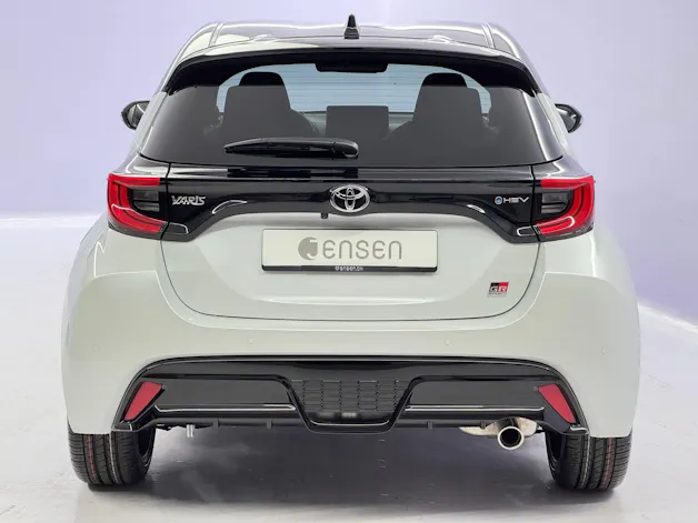 Toyota Yaris 1.5 VVT-i HSD GR Sport