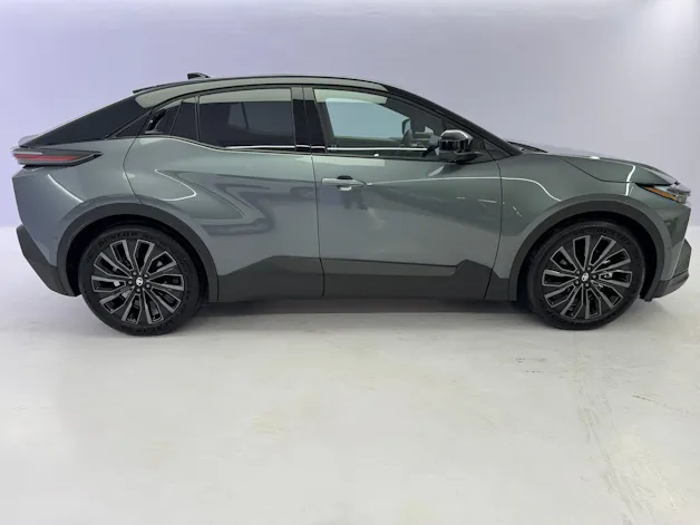 Toyota C-HR+ Premium AWD