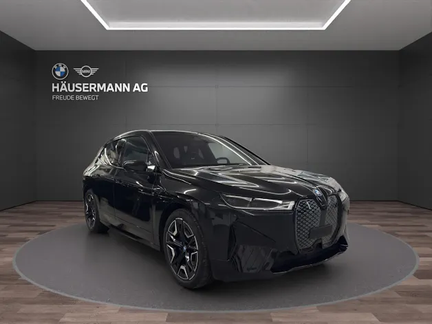 BMW iX xDrive40 SPORT