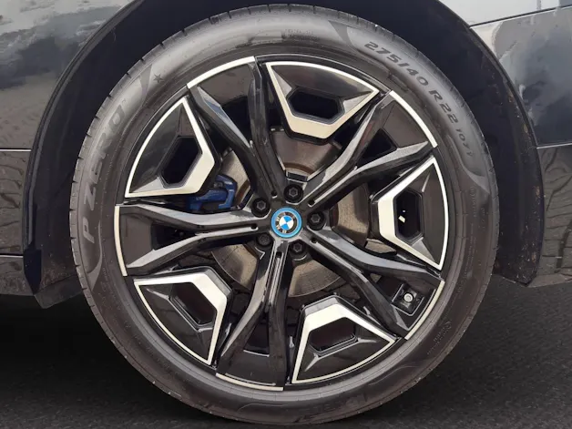 BMW iX xDrive40 SPORT