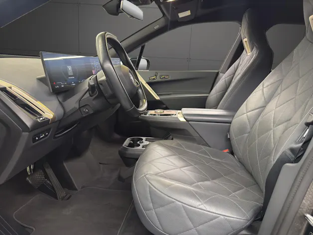 BMW iX xDrive40 SPORT