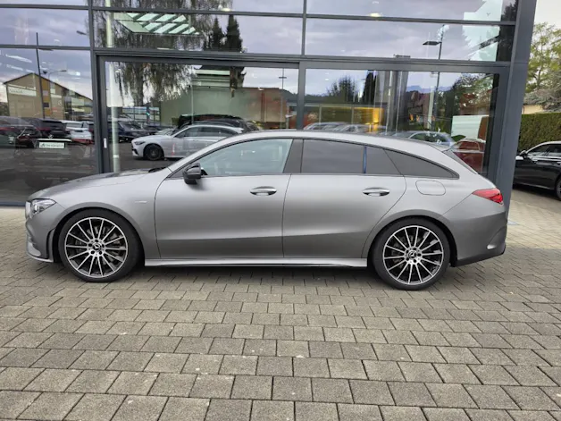 MERCEDES-BENZ CLA 250 4Matic AMG Line Shooting Brake