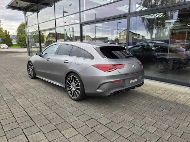 MERCEDES-BENZ CLA 250 4Matic AMG Line Shooting Brake
