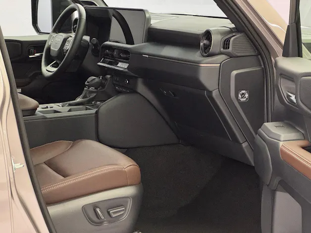 Toyota Land Cruiser 2.8 D 48V Invincible AWD