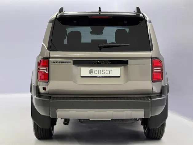 Toyota Land Cruiser 2.8 D 48V Invincible AWD