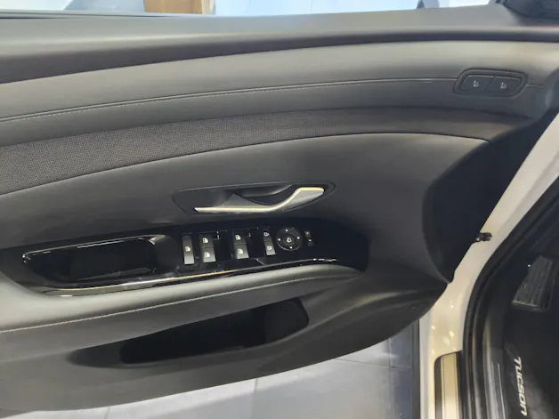 HYUNDAI Tucson 1.6 T-GDi PHEV 20th Anniversary 4WD