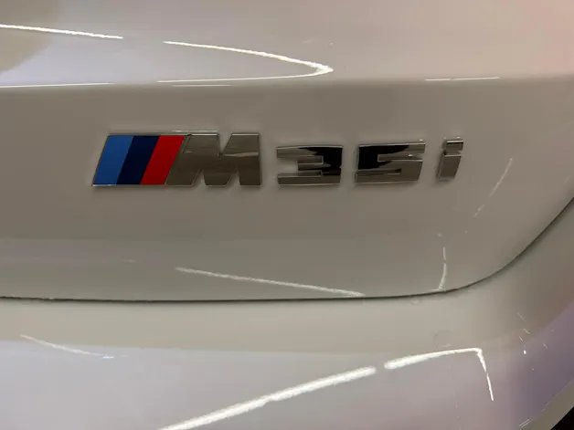 BMW X1 U11 M35i