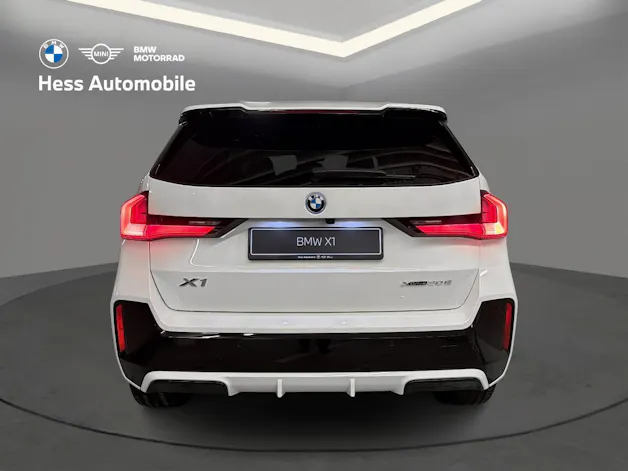 BMW X1 U11 30e xDrive paddles