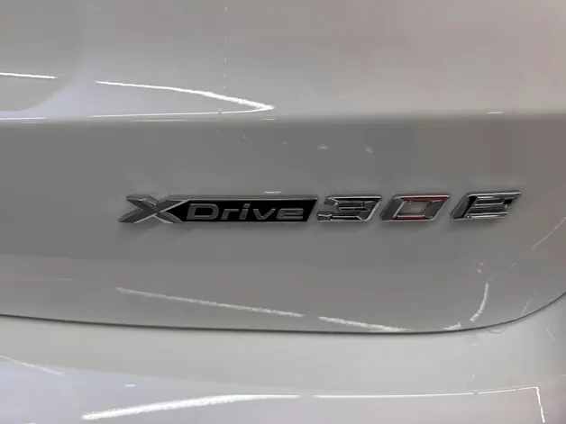 BMW X1 U11 30e xDrive paddles