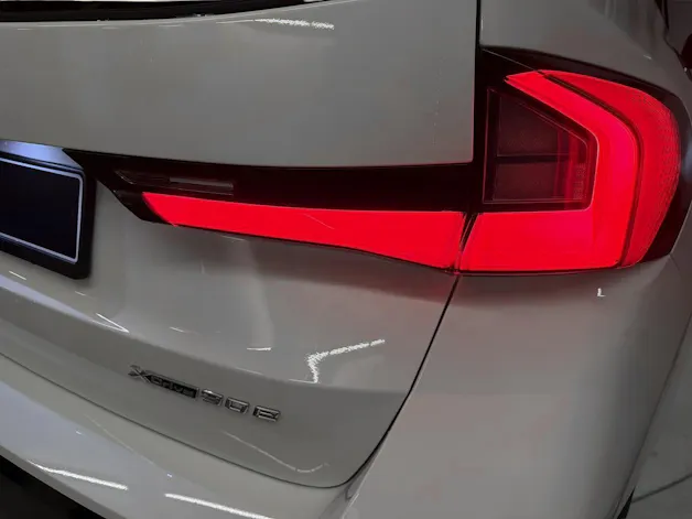 BMW X1 U11 30e xDrive paddles