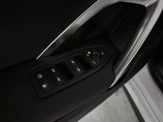 BMW X1 U11 30e xDrive paddles