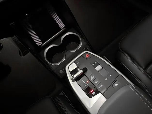 BMW X1 U11 20d xDrive paddles