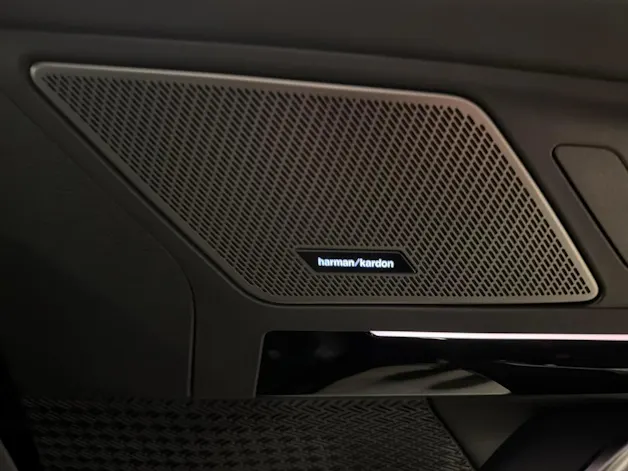 BMW X1 U11 20d xDrive paddles