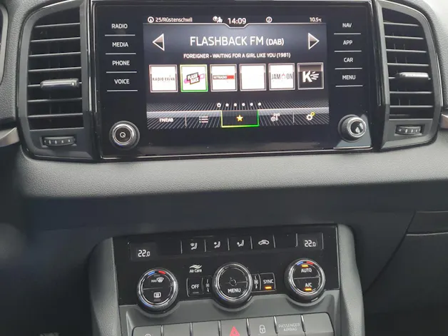 SKODA Karoq 2.0 TDI Selection 4x4 DSG