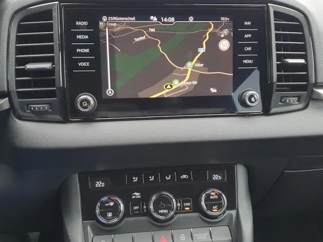 SKODA Karoq 2.0 TDI Selection 4x4 DSG